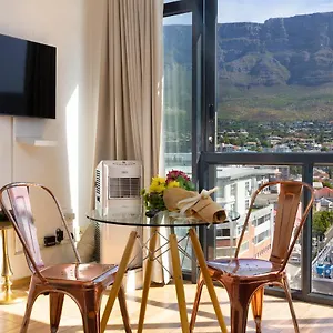 Urban Oasis At The Four Seasons Apartment Kapstadt