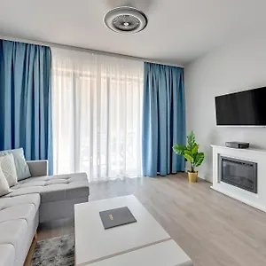 Scala Center & By Lion Apartment Danzig
